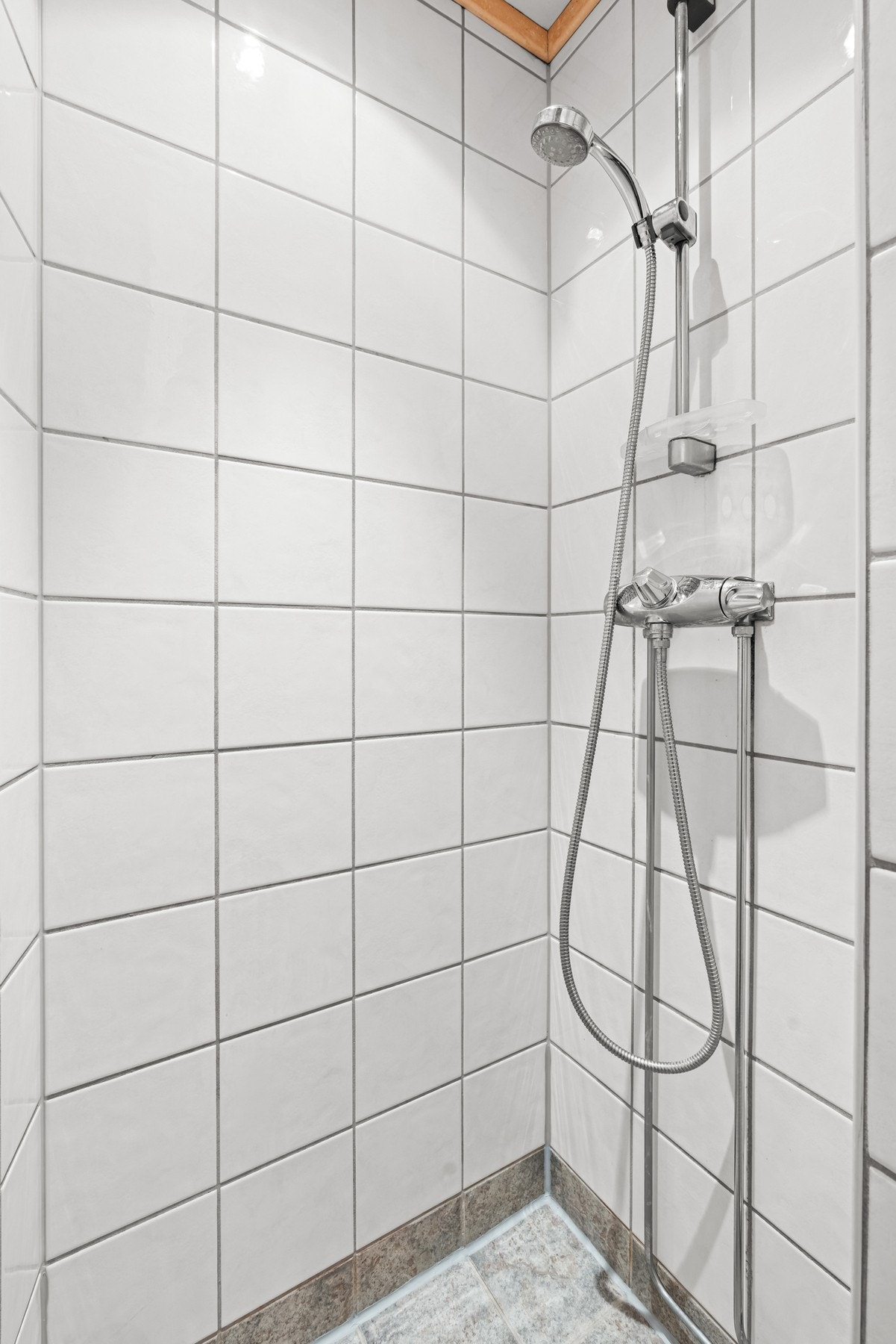 Dushjørne på bad Galleribilde