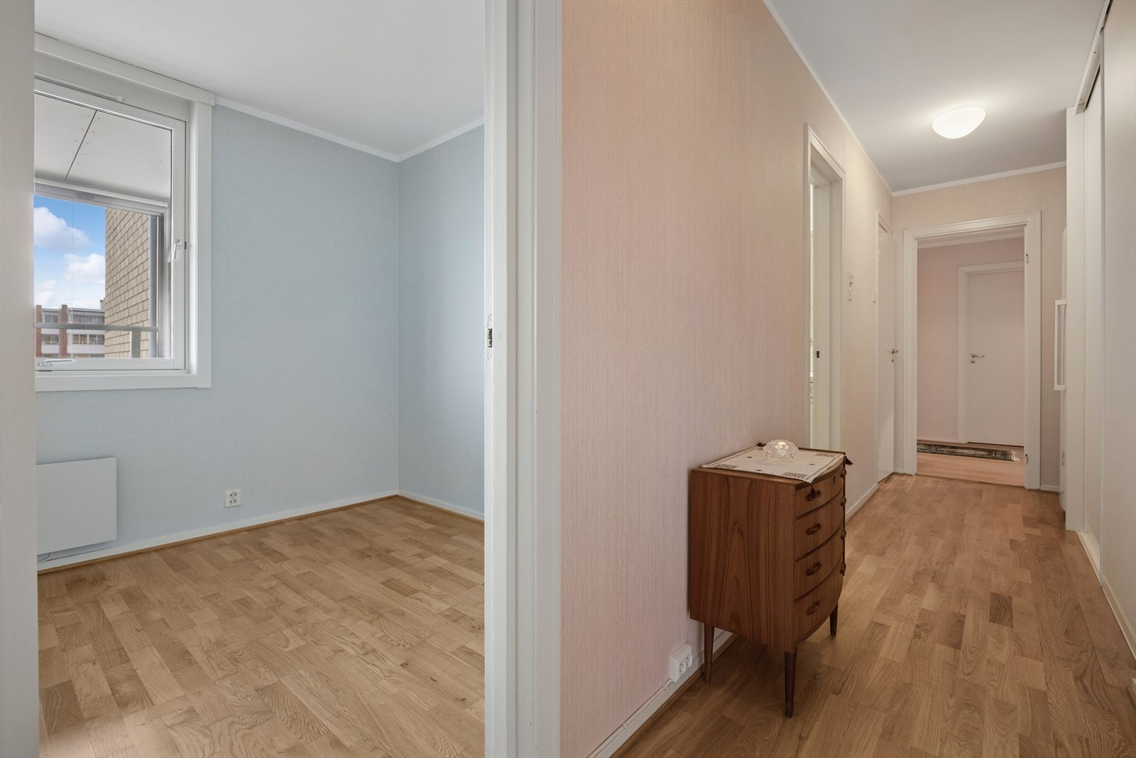 Dette er den største leilighetstypen som blant annet har 3 soverom samt bod i både leiligheten og 2 i kjeller. Galleribilde