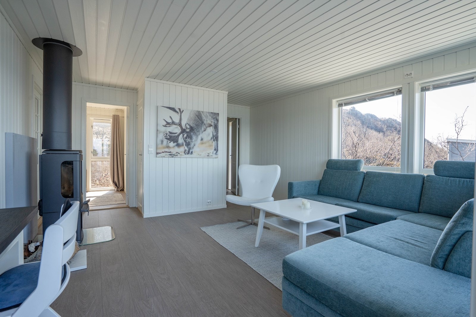 Stuen sett mot soverommene Galleribilde