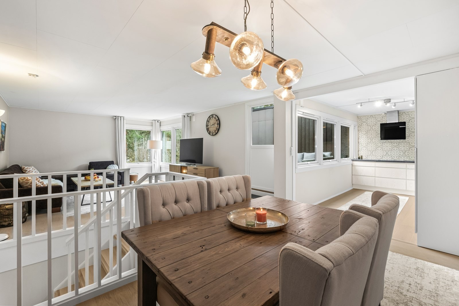 Her kan du invitere familie og venner til et hyggelig måltid! Galleribilde