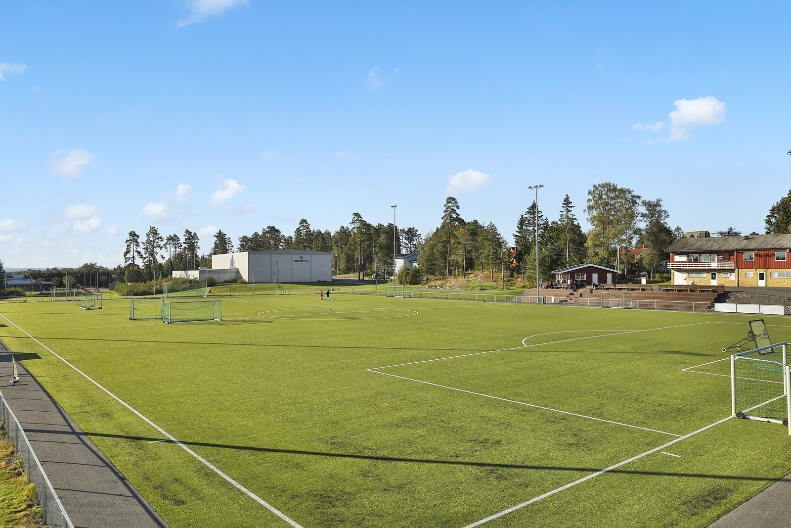 Idrettsparken med stadion, skatepark, lysløype m.m. Galleribilde