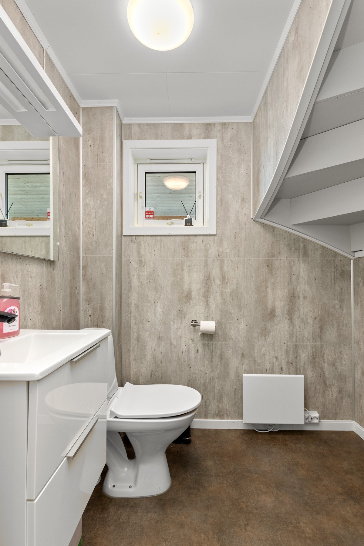 Toalett. Galleribilde