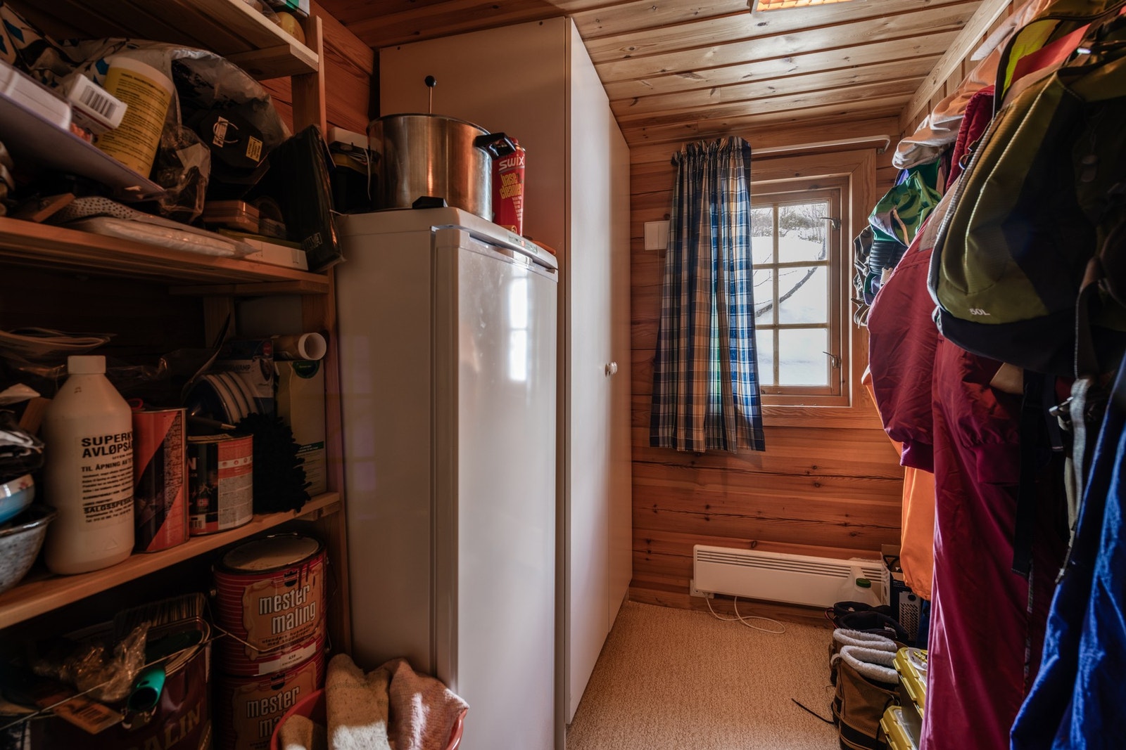 Romslig bod Galleribilde