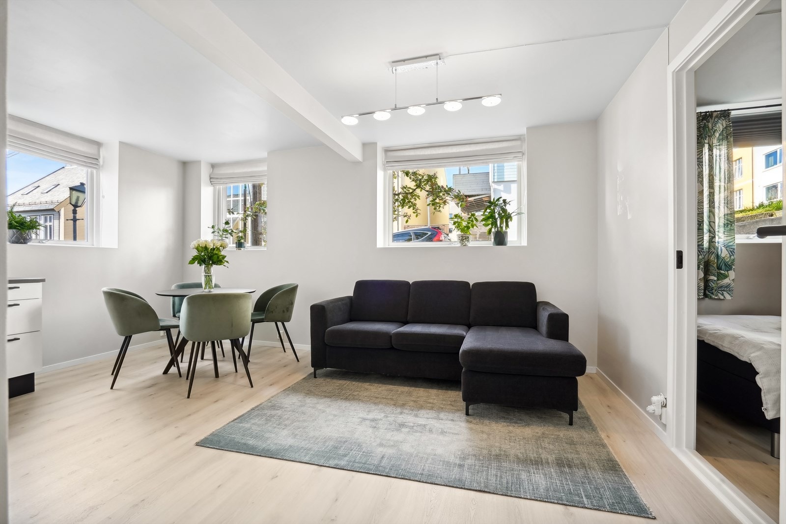 Storhauggata 4 presenteres av Espen Johansen v/DNB Eiendom. Galleribilde