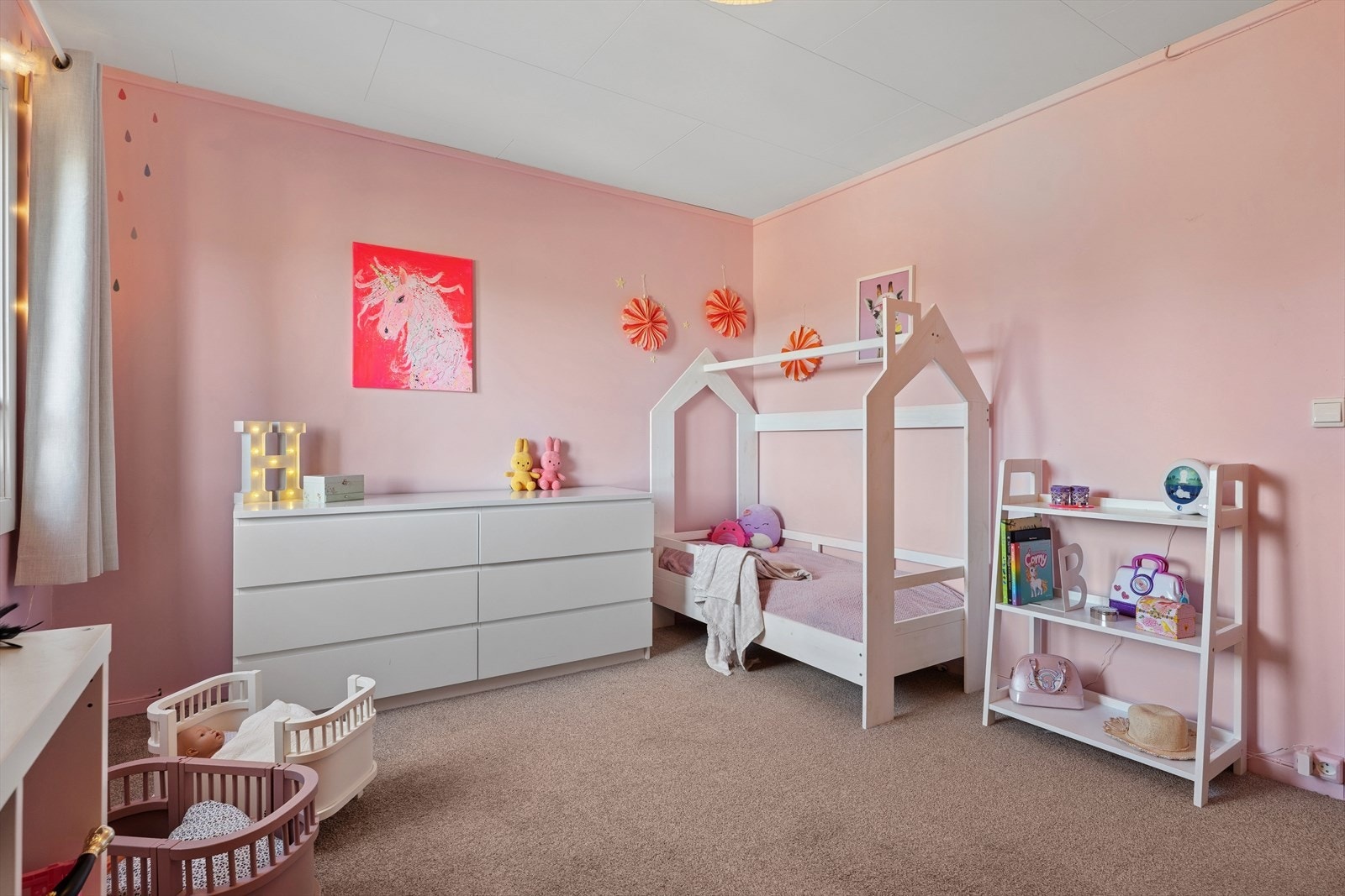 Soverom 2 passer utmerket som barnerom. Galleribilde