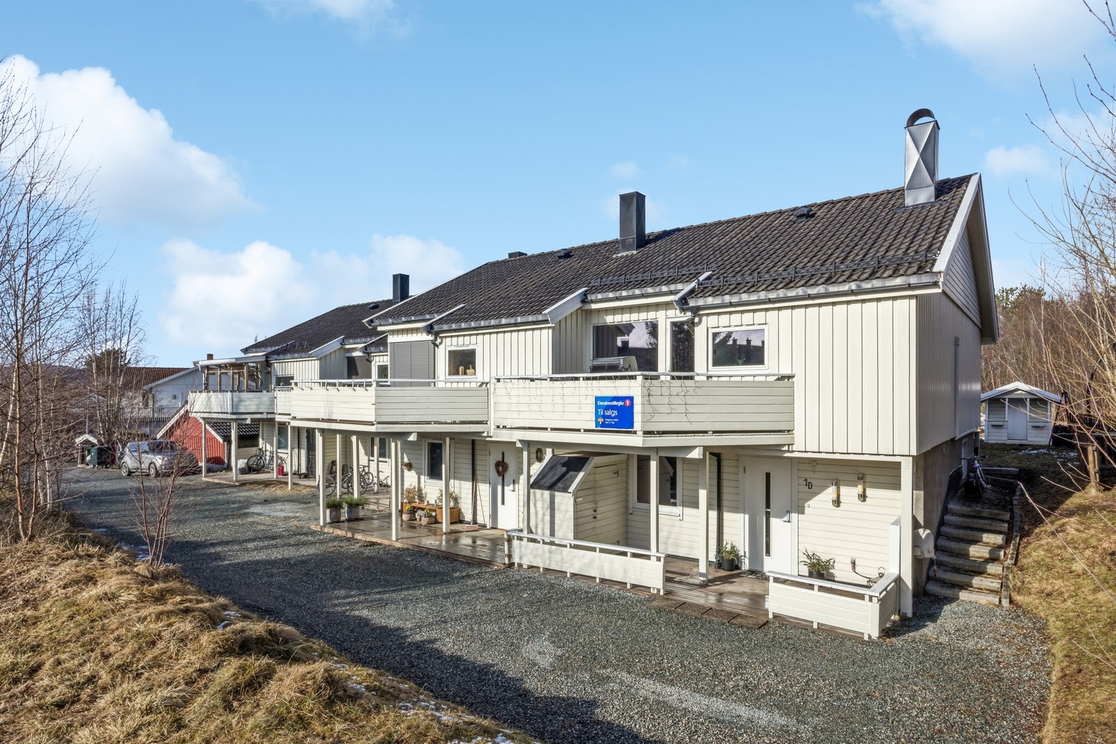 Endebeliggenhet i rekken Galleribilde