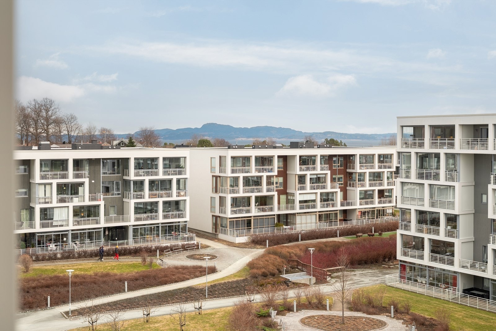 Dette er leiligheten for deg som ønsker å bo sentralt, men likevel tilbaketrukken fra bykjernen. Galleribilde