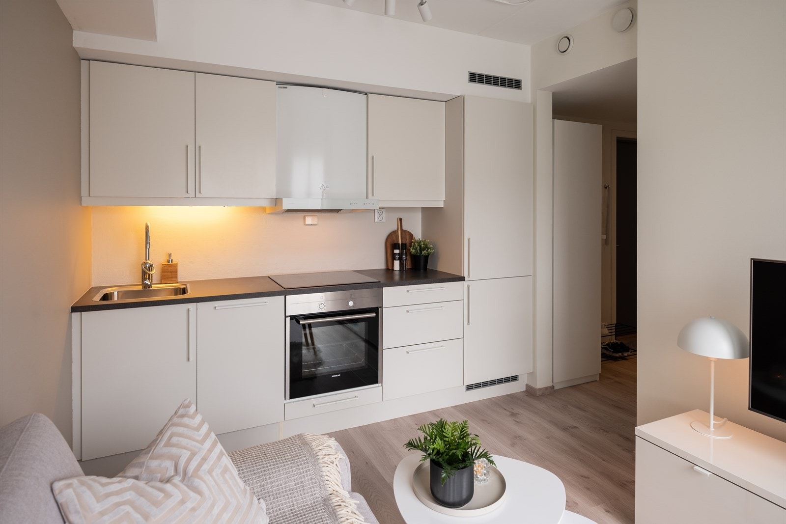 Stilrent og moderne kjøkken vurdert til TG1 av takstmann. Galleribilde