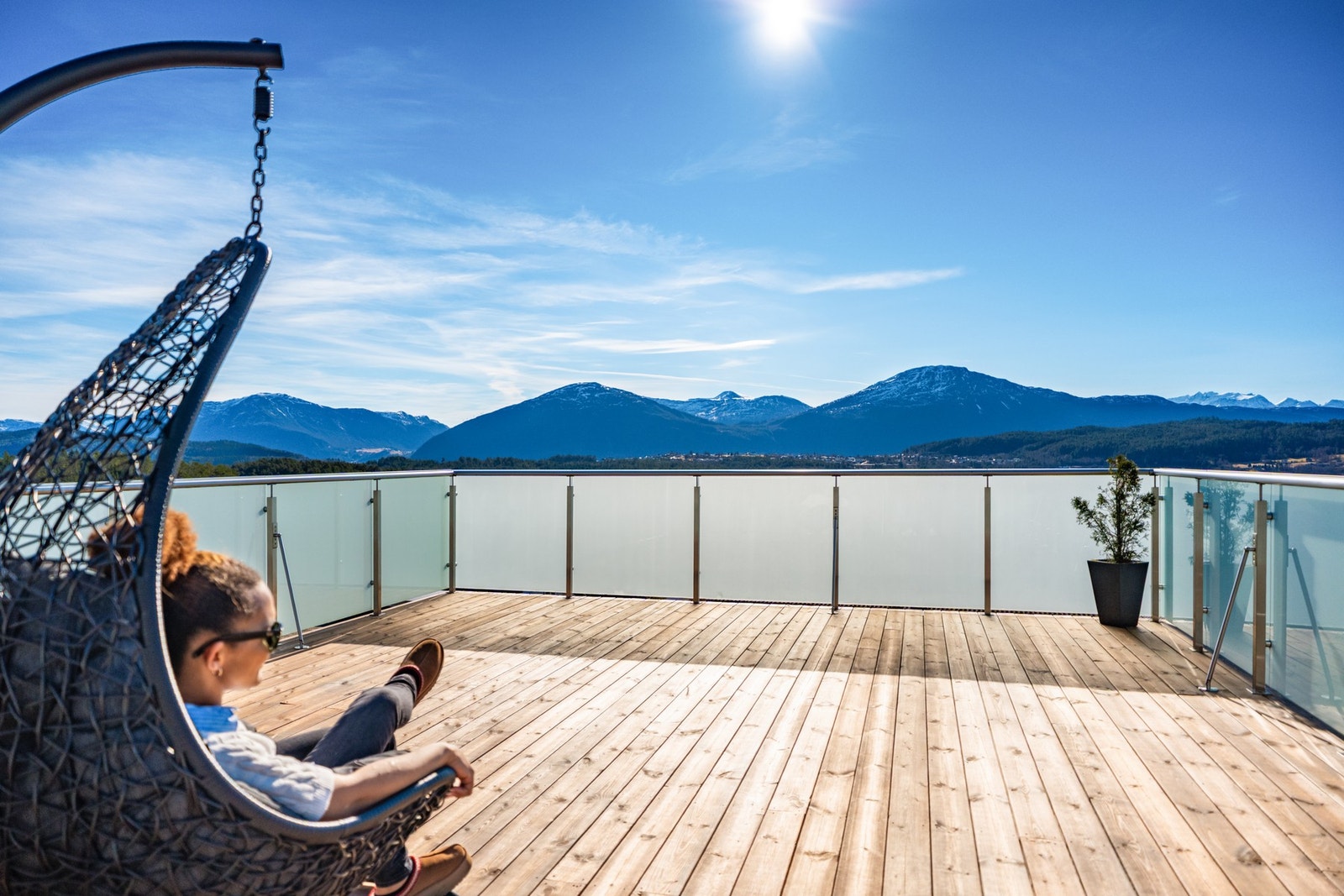 Det er lite som slår verdien av å nyte livet på egen takterrasse. Og best av alt, her kan du snart sitte i din nyinnkjøpte bolig. Galleribilde
