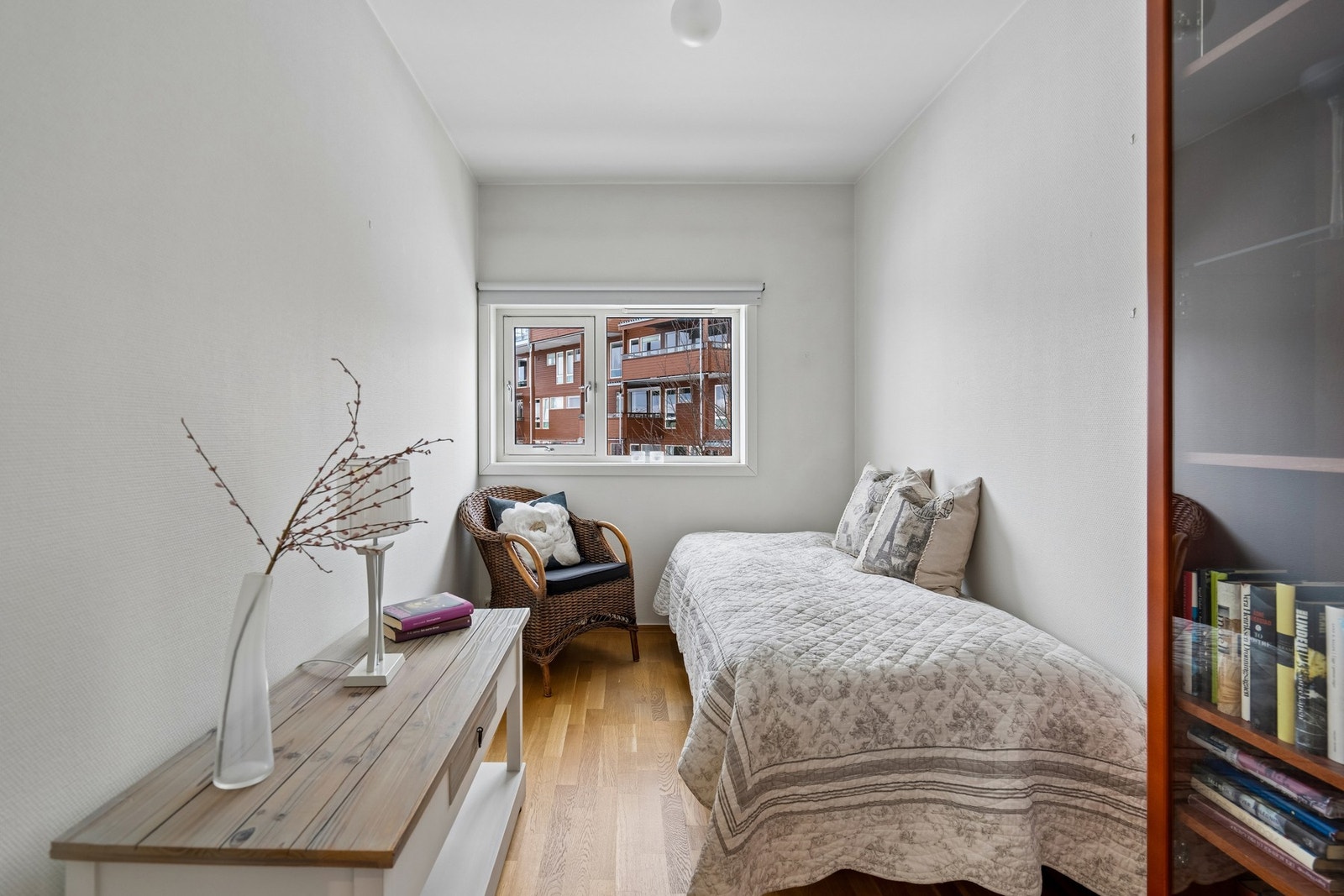 Soverom 3 er noe mindre og enger seg godt som kontor, barnerom eller gjesterom Galleribilde