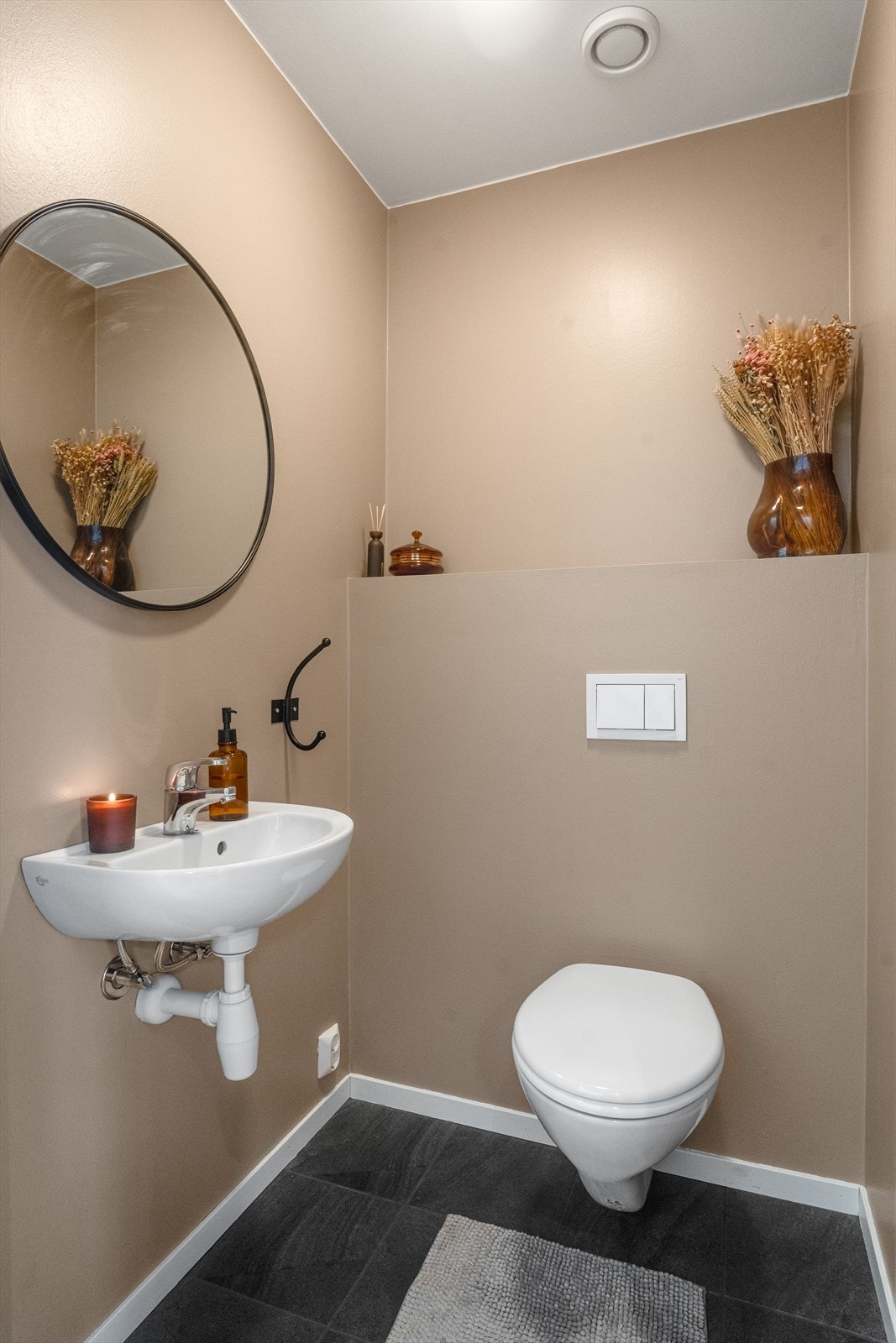 Gjestetoalett Galleribilde