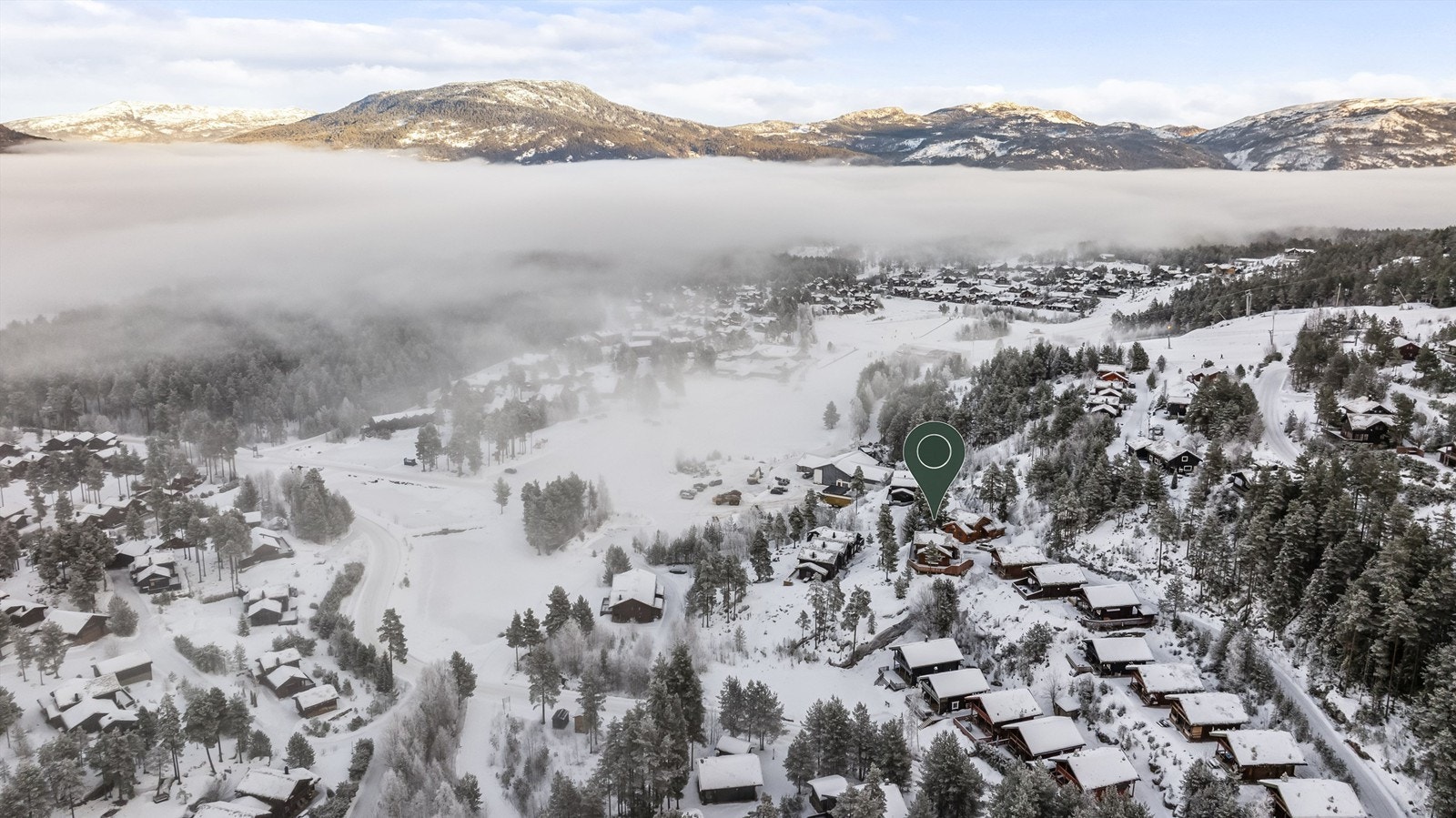 Hytten ligger sentralt på feltet med kort vei til de fleste fasiliteter Galleribilde