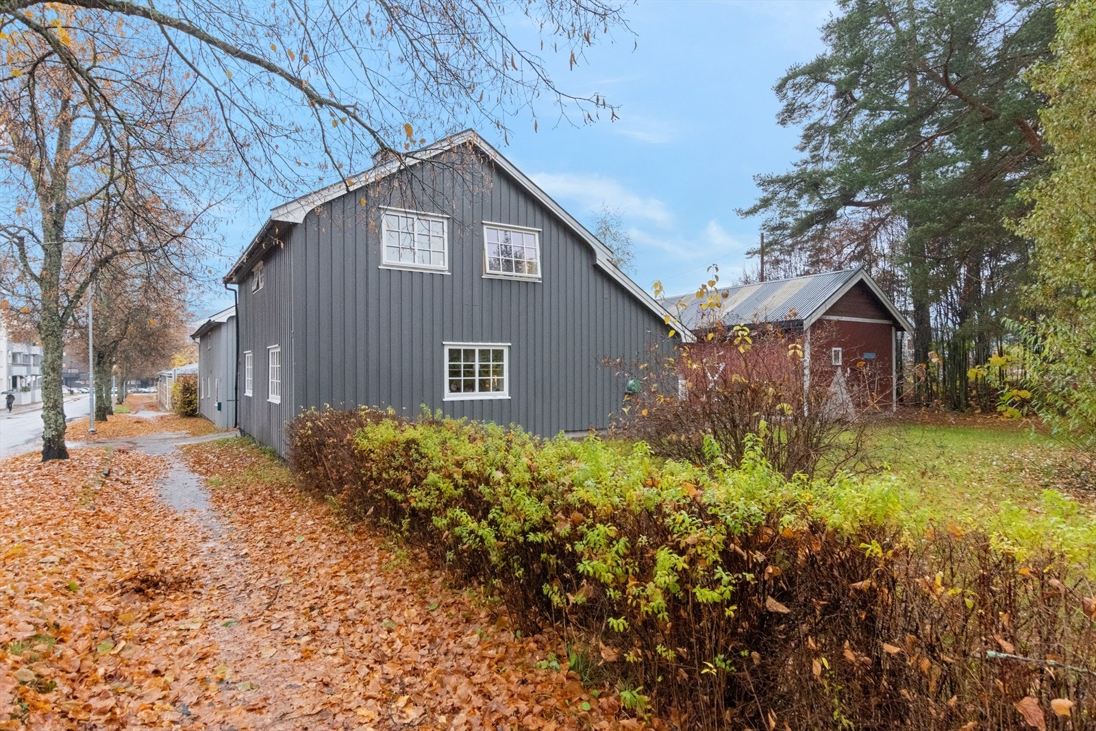 Enebolig beliggende i sentrum! Galleribilde