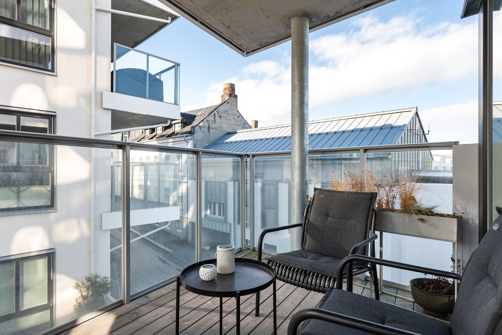 Her kan fine sommerkvelder nytes. Galleribilde