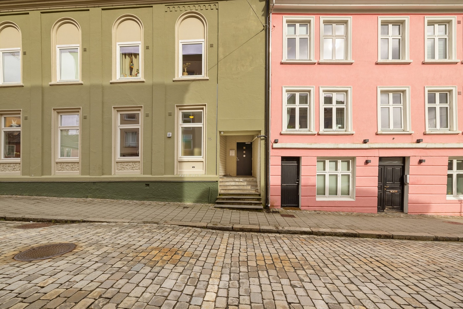 Det medfølger en ekstern bod på 4 kvm. for ekstra oppbevaringsplass. Galleribilde