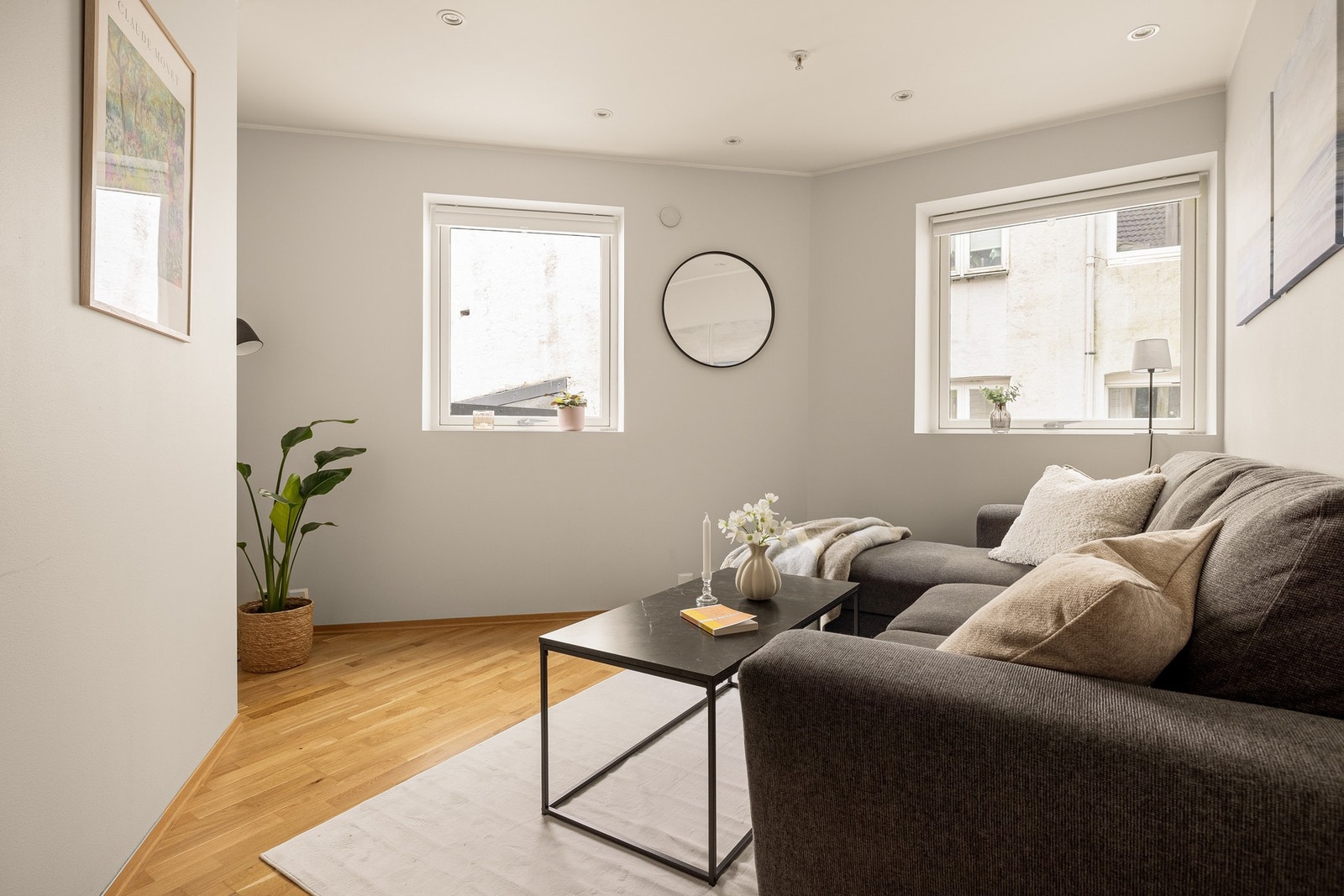 Her kan man enkelt innrede med den favoriserte sofakroken og spisebord. Galleribilde