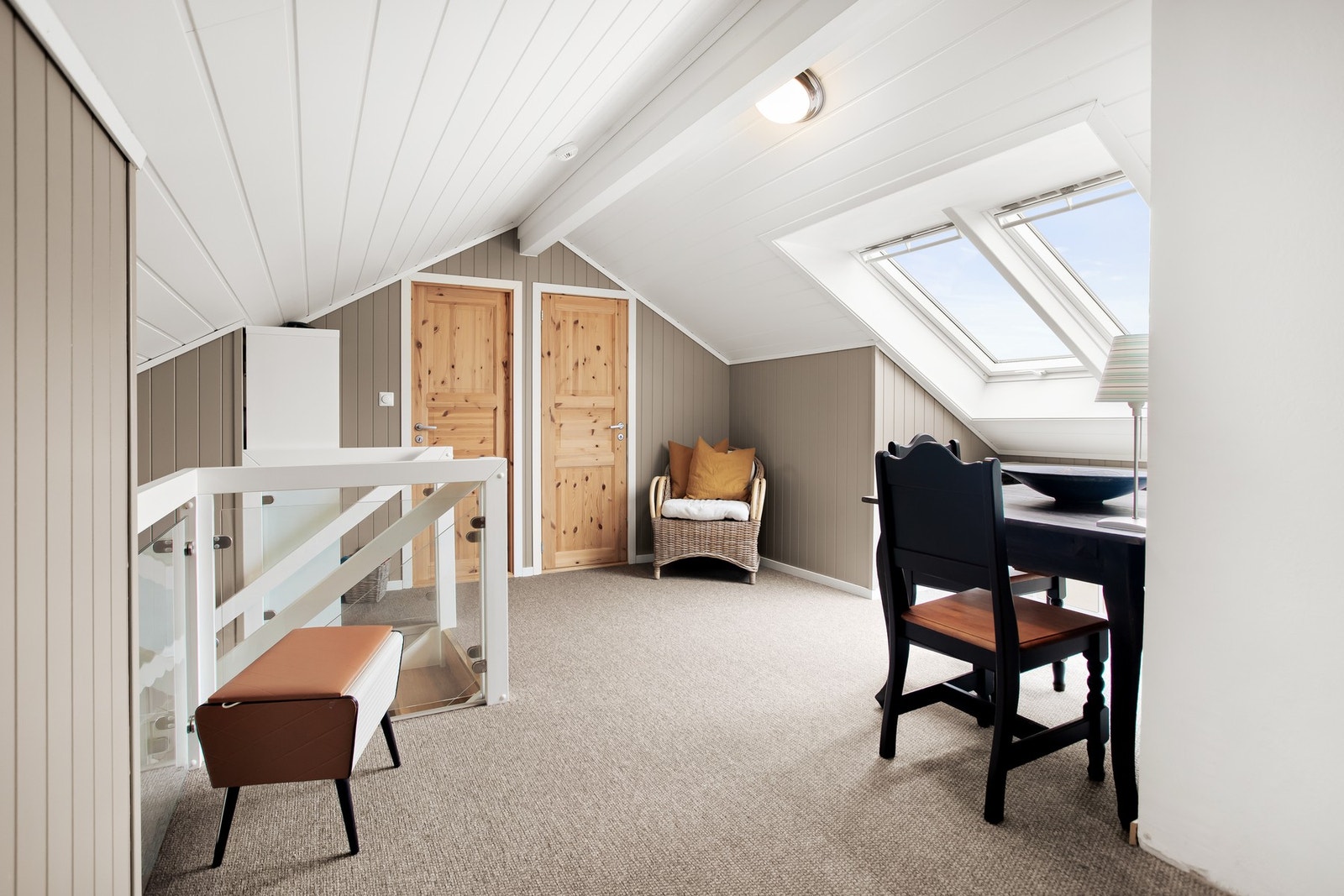 Loftstua har god plass til ønsket møblement. Galleribilde