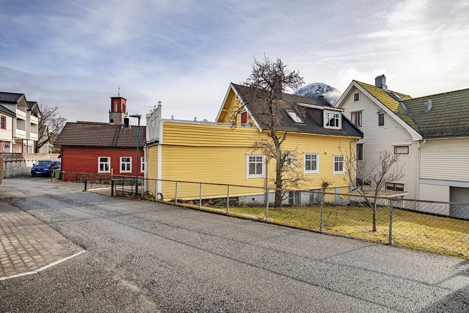 Velkommen til en hyggelig visning (Foto Blåtind fotografikk) Galleribilde