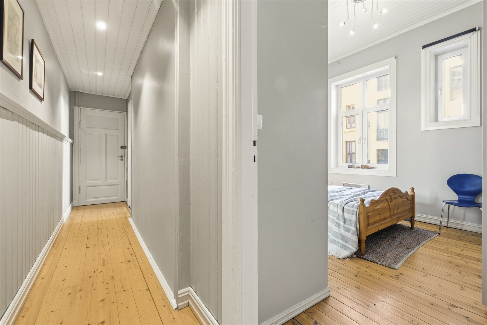 To innganger til leiligheten gir mange muligheter. Andre har blant annet etablert hybel med egen inngang via baktrapp Galleribilde