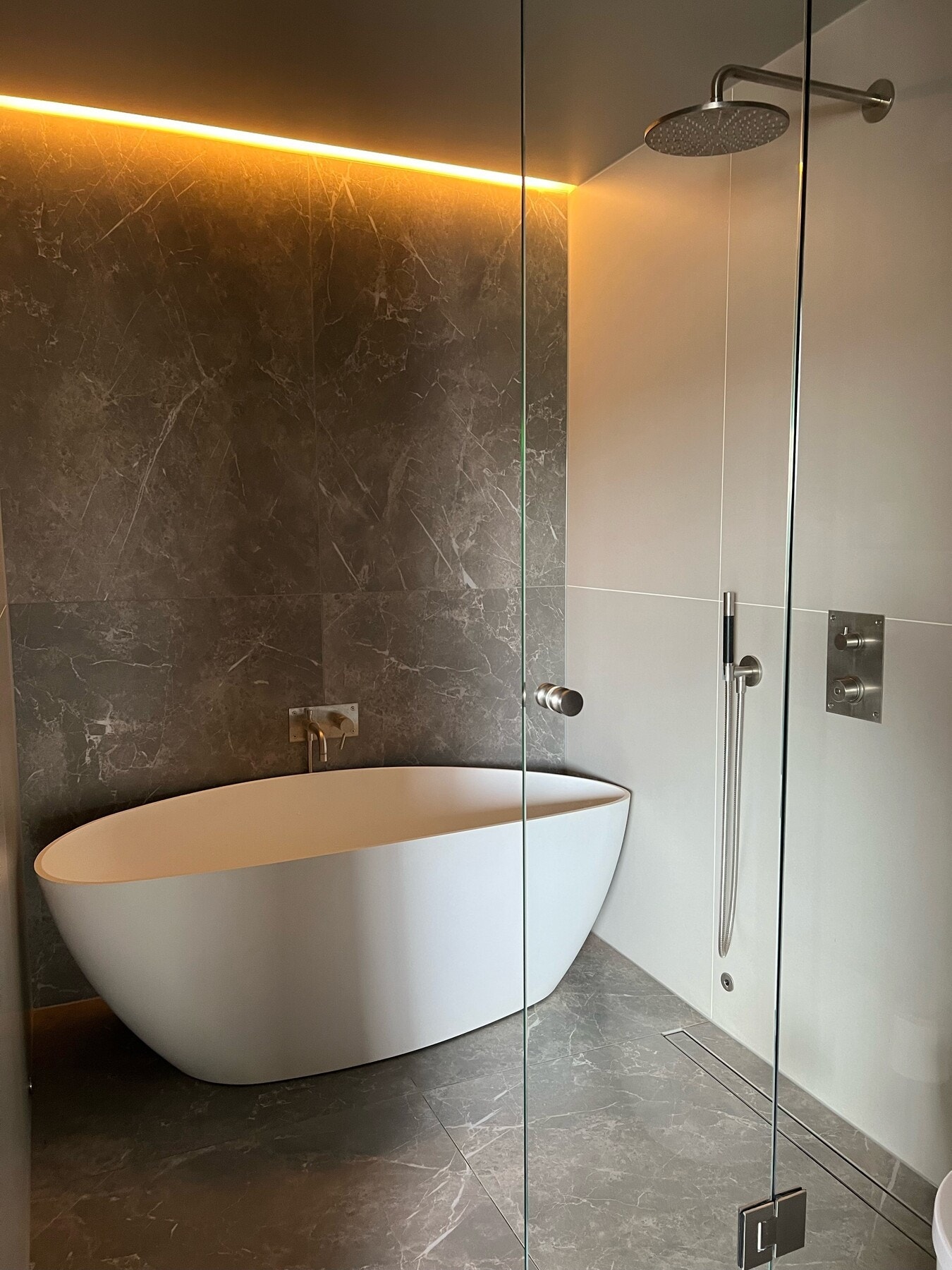 Detaljer bad Galleribilde