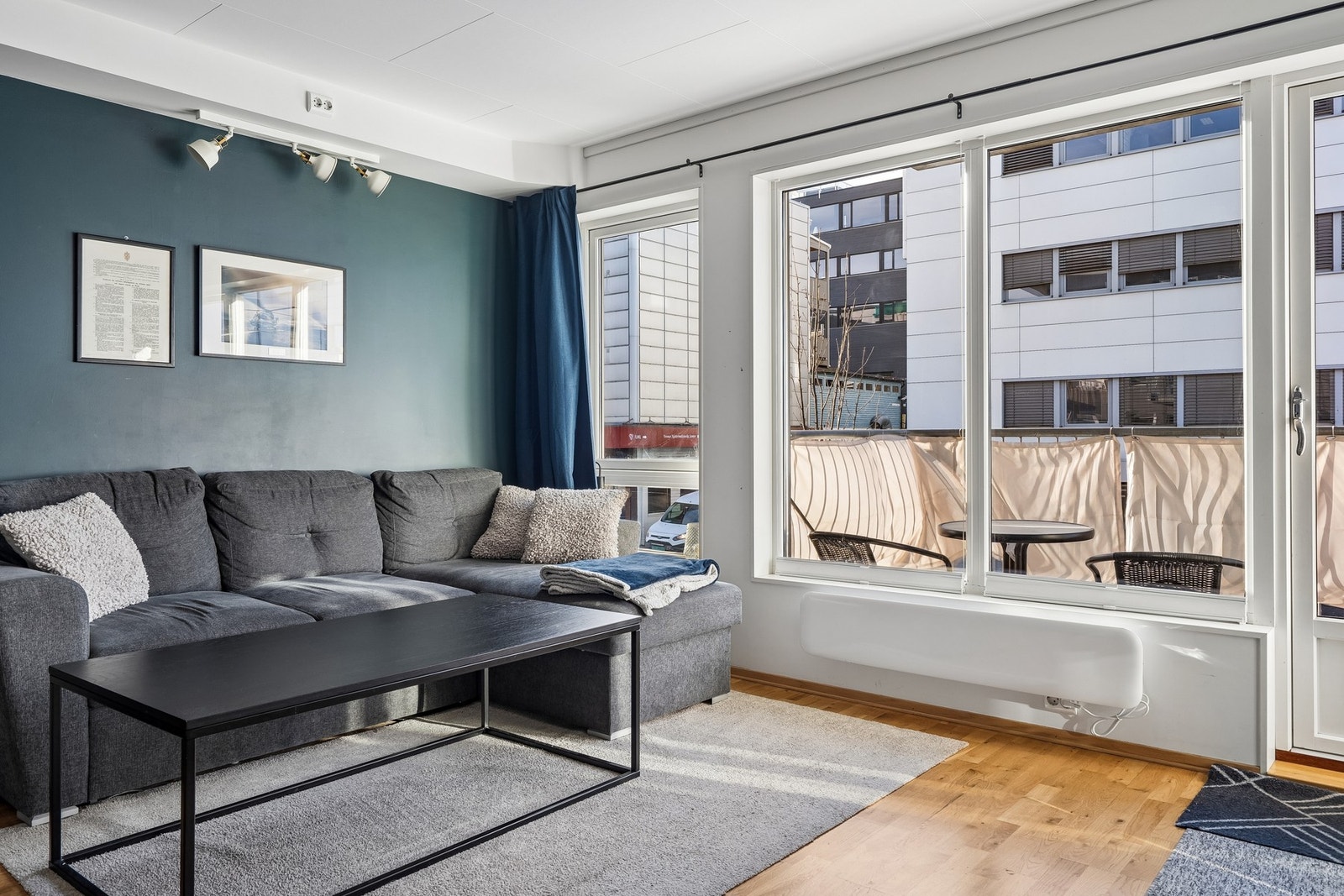 Stuen er innredet i moderne og delikate farger. Galleribilde