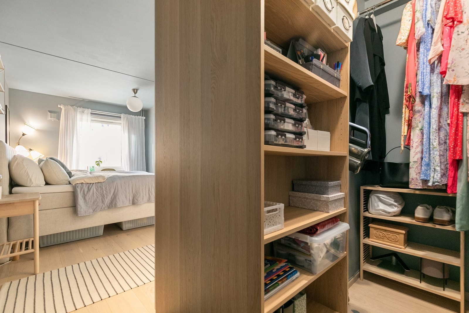 Hovedsoverommet er utstyrt med praktisk walk-in-closet. Galleribilde
