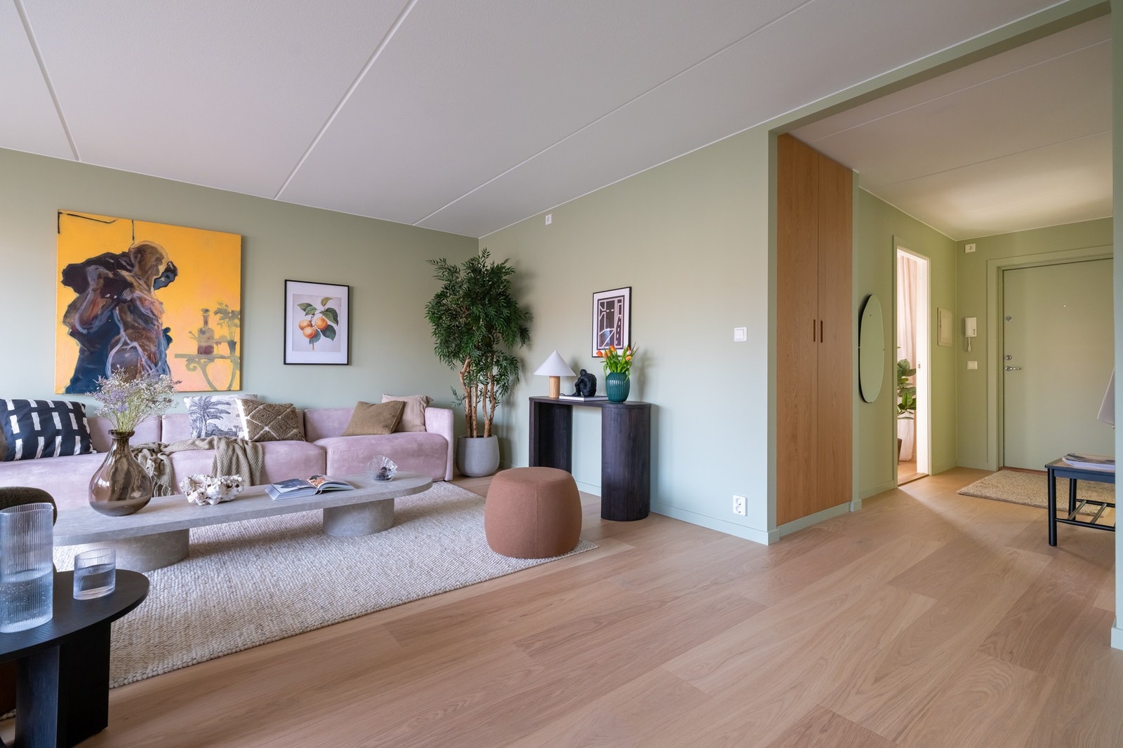 Norgesprisavtale på strøm følger boligen og overtas av kjøper. Bindingstid ut 2026. Galleribilde