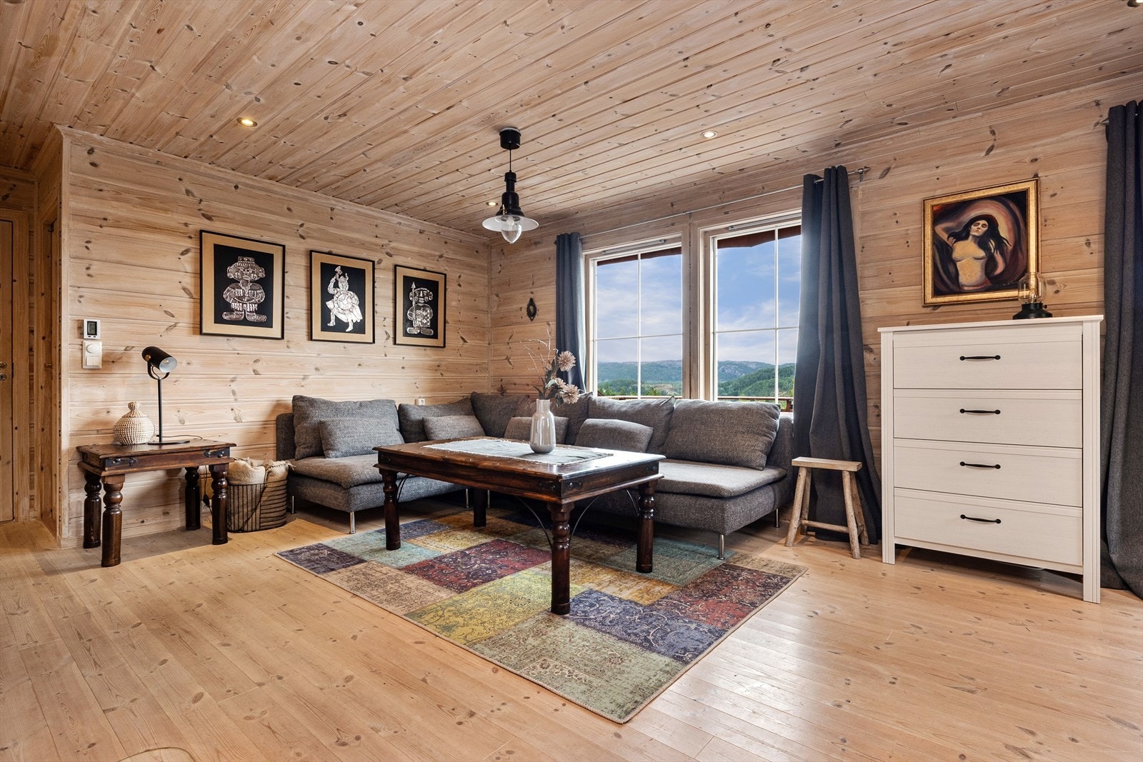 Stue hvor en har utsikt over området Galleribilde
