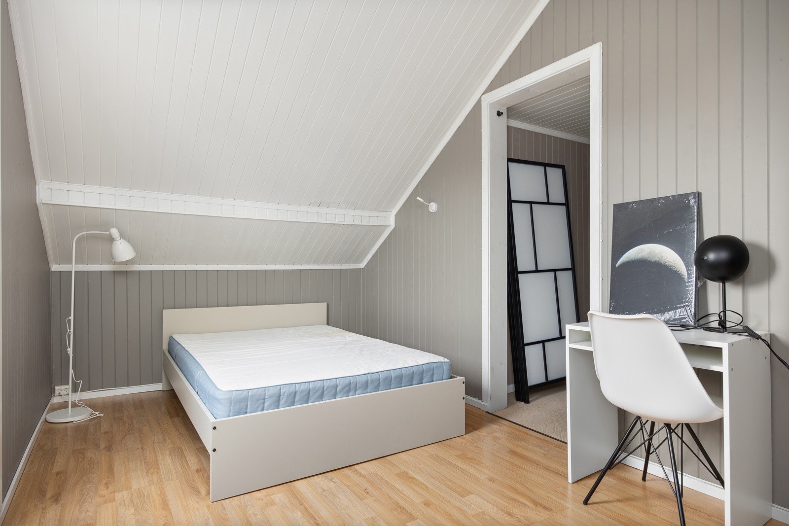 Loftsrom. Galleribilde