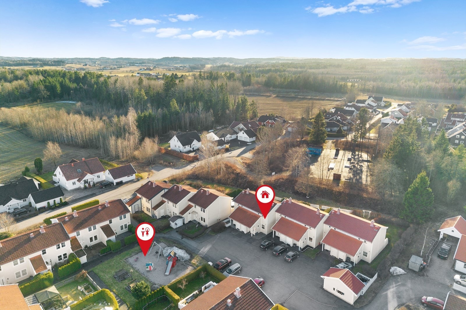 Området er preget av rolige boligstrøk med nærhet til natur. Galleribilde