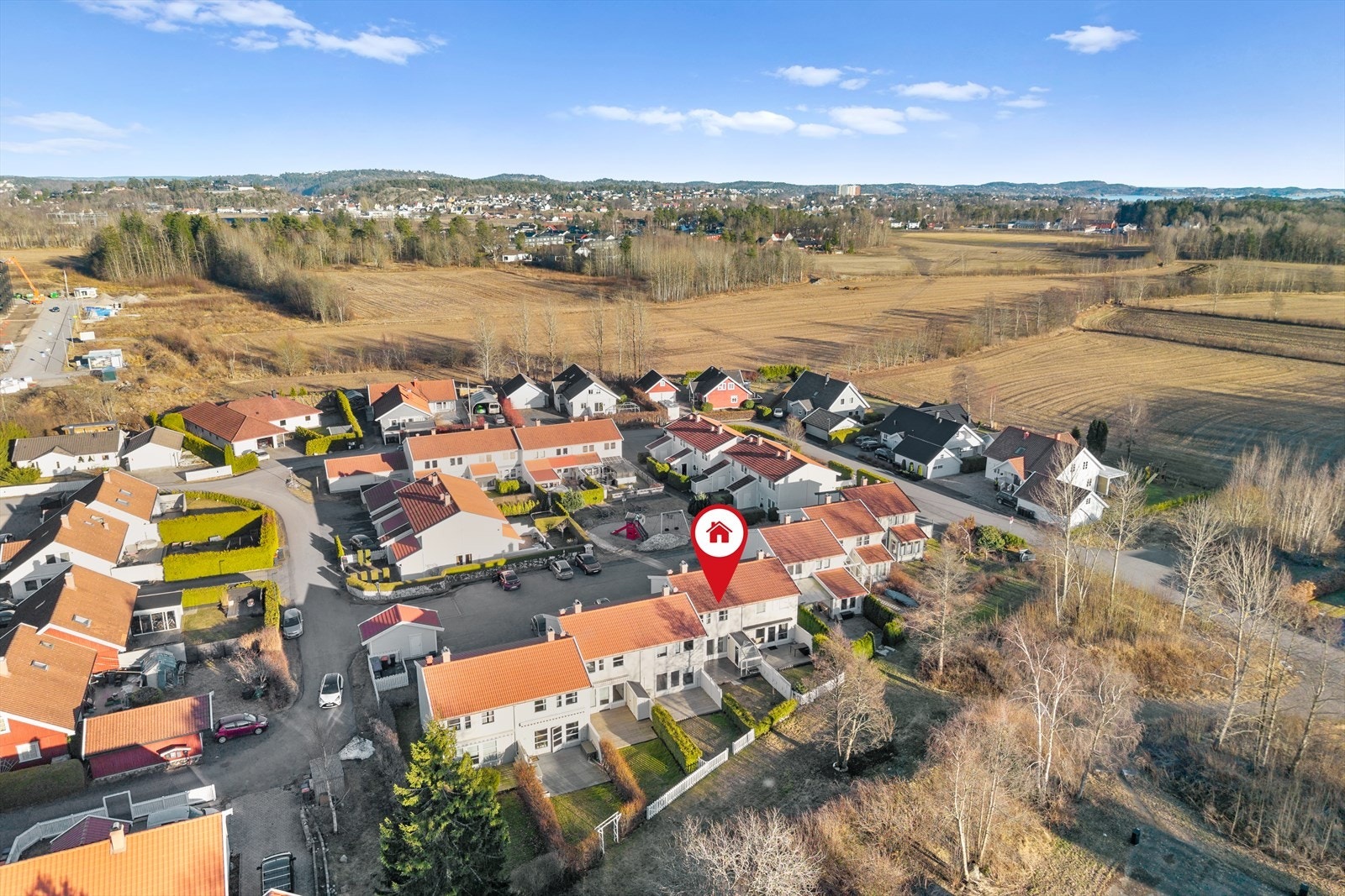 Boligfeltet har enkel adkomst og gode solforhold. Galleribilde