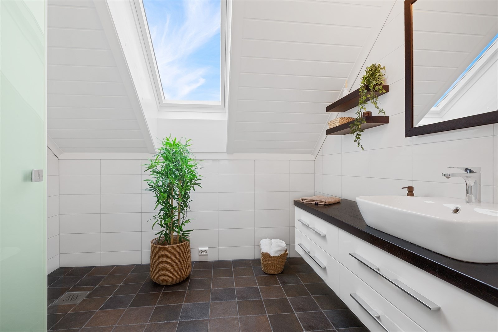 Det er også klargjort for tilkobling av vaskemaskin. Galleribilde