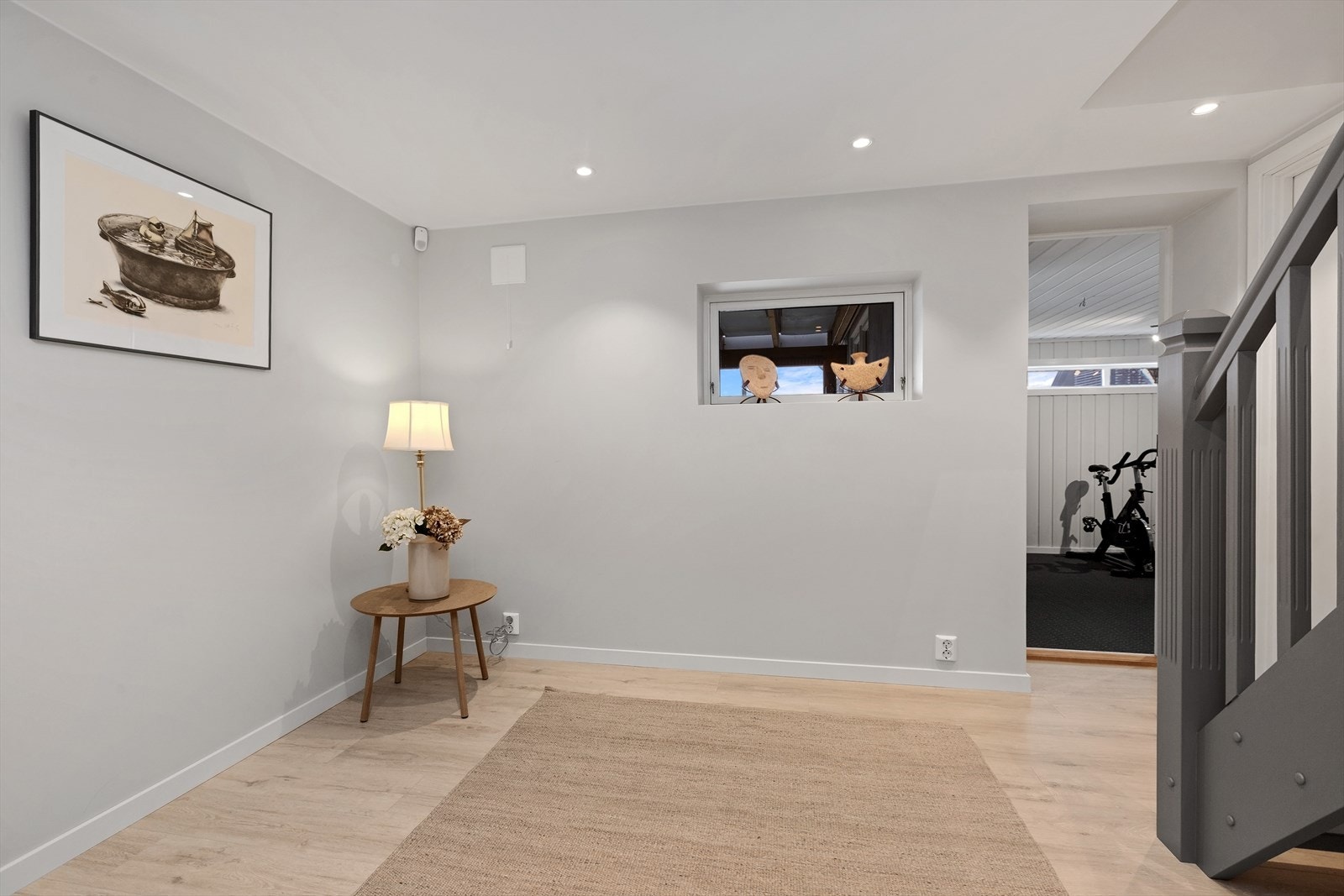 Trappegang i kjeller. Galleribilde