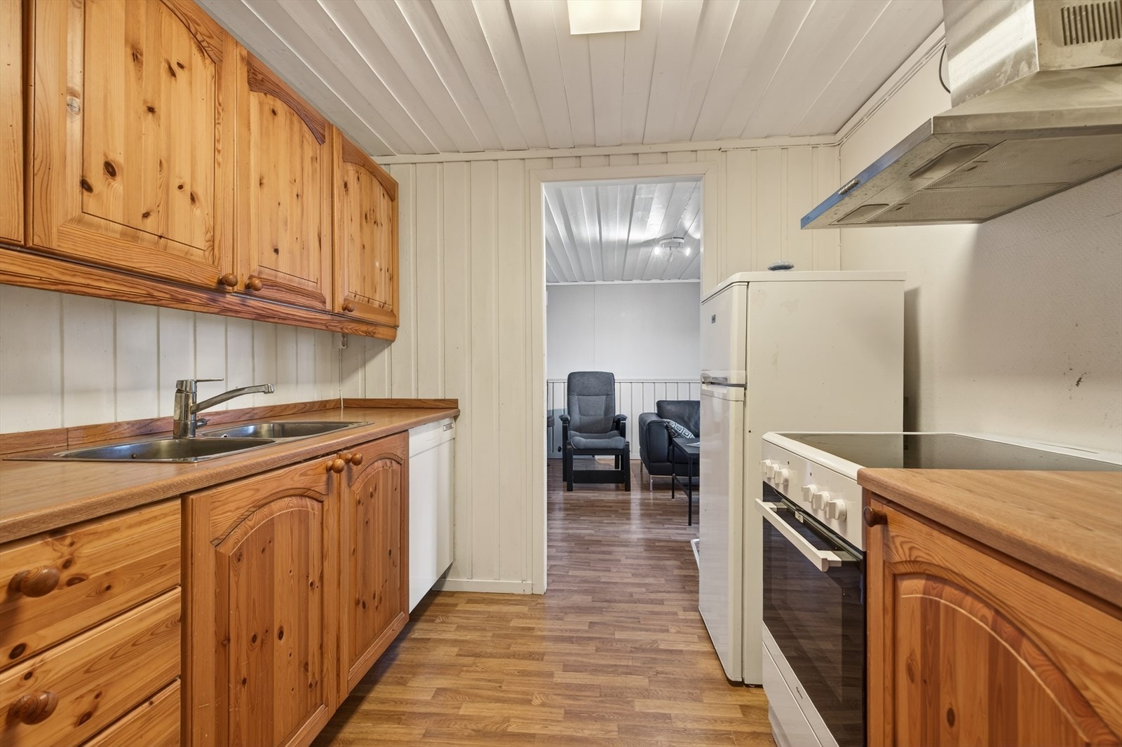 Kjøkken på kjellerplan Galleribilde