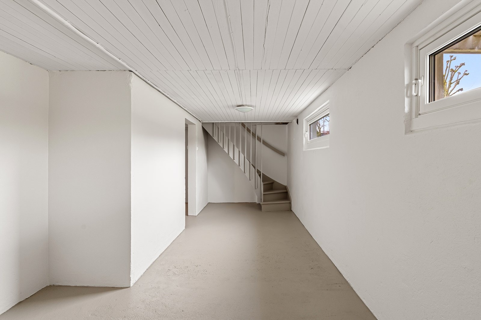 Det er flere disponible rom i etasjen Galleribilde