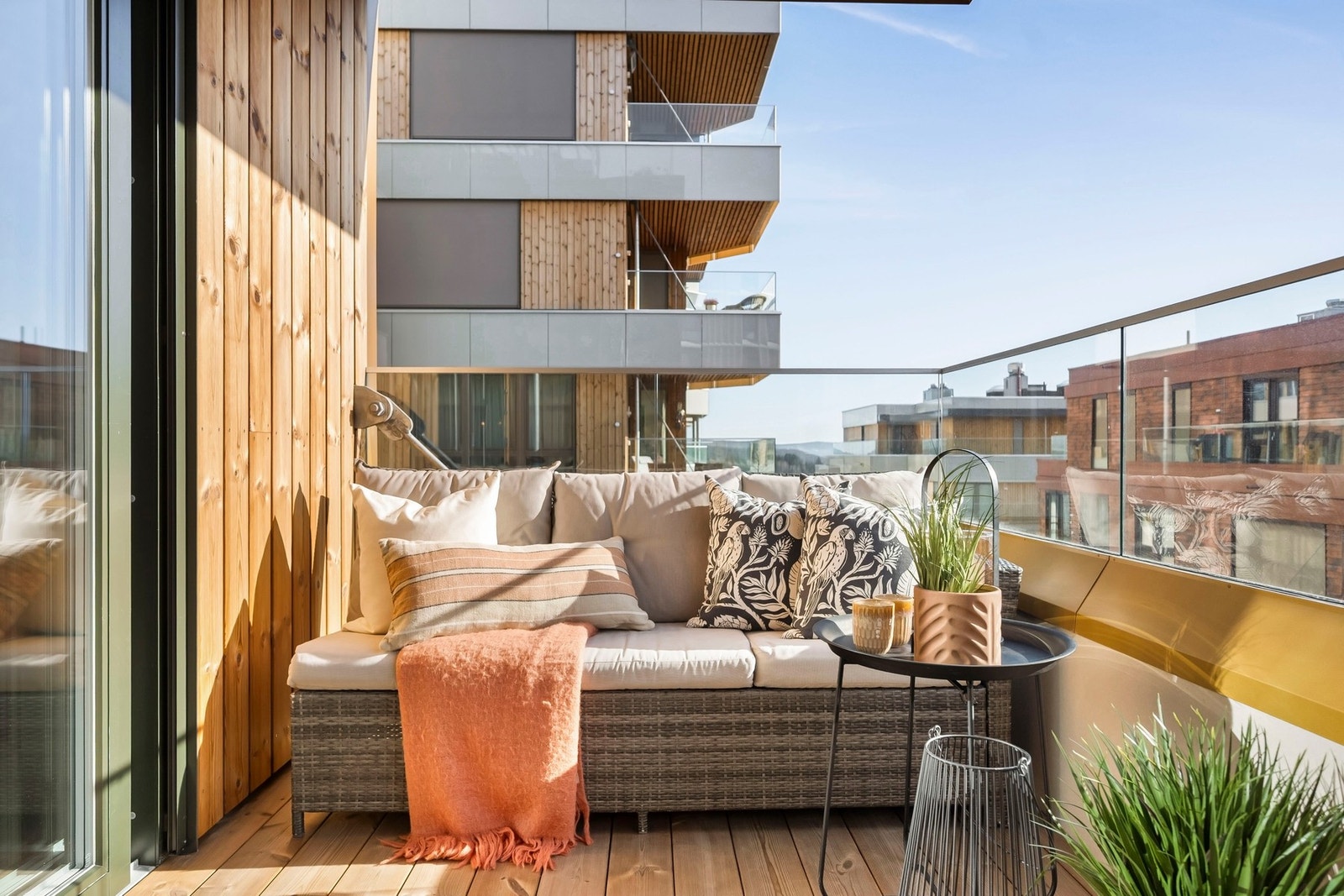 Plass til utemøbler, grill el.l. Galleribilde