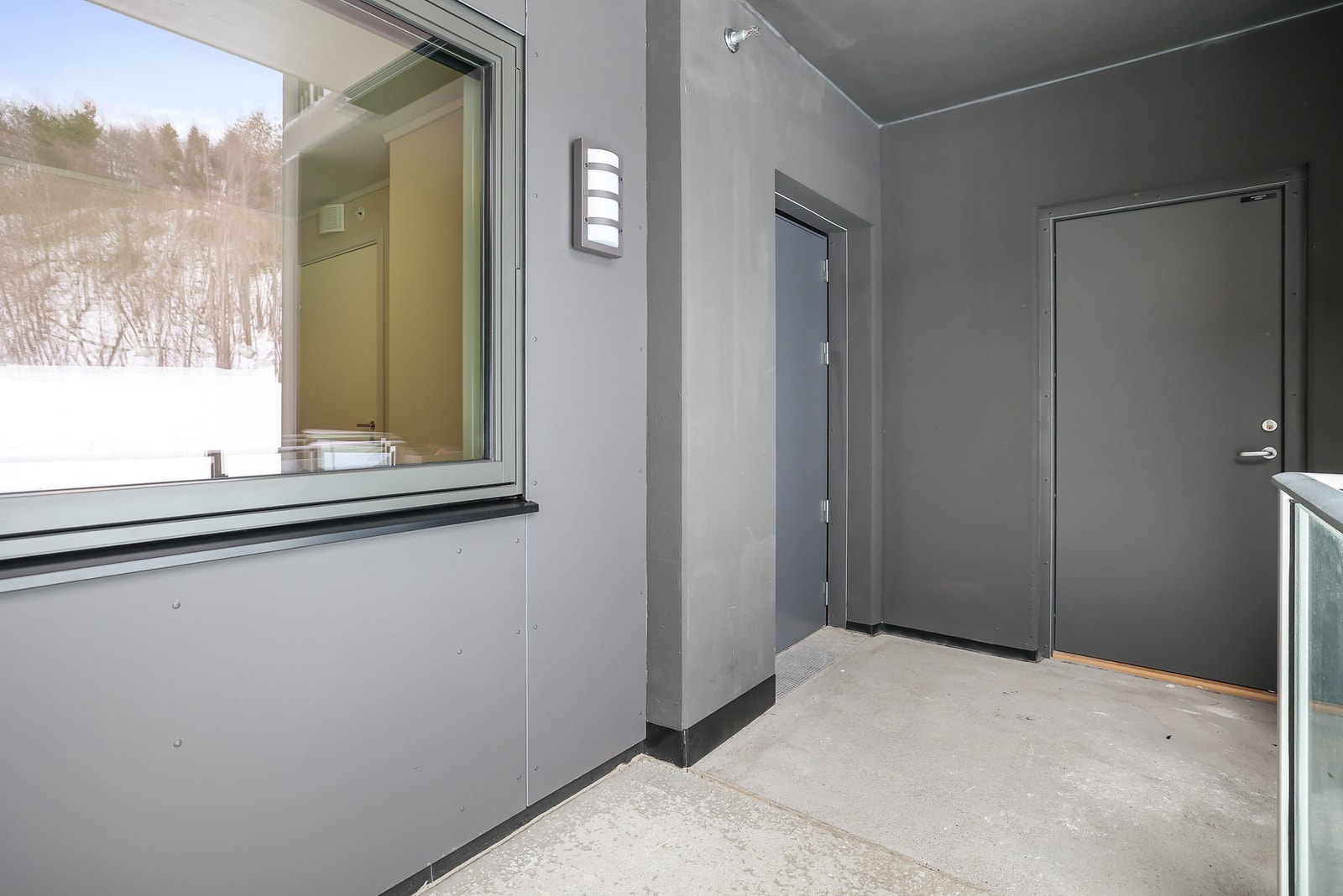 Inngangsparti. Galleribilde
