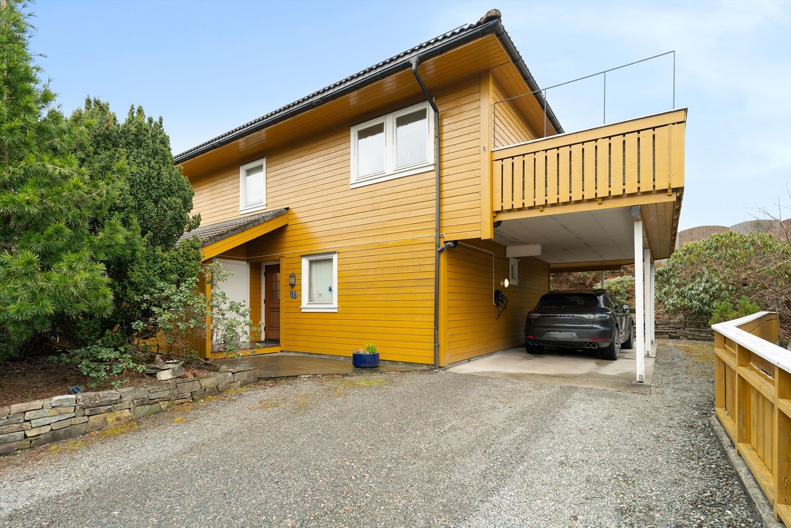 En flott bolig i rolige og barnevennlige omgivelser Galleribilde