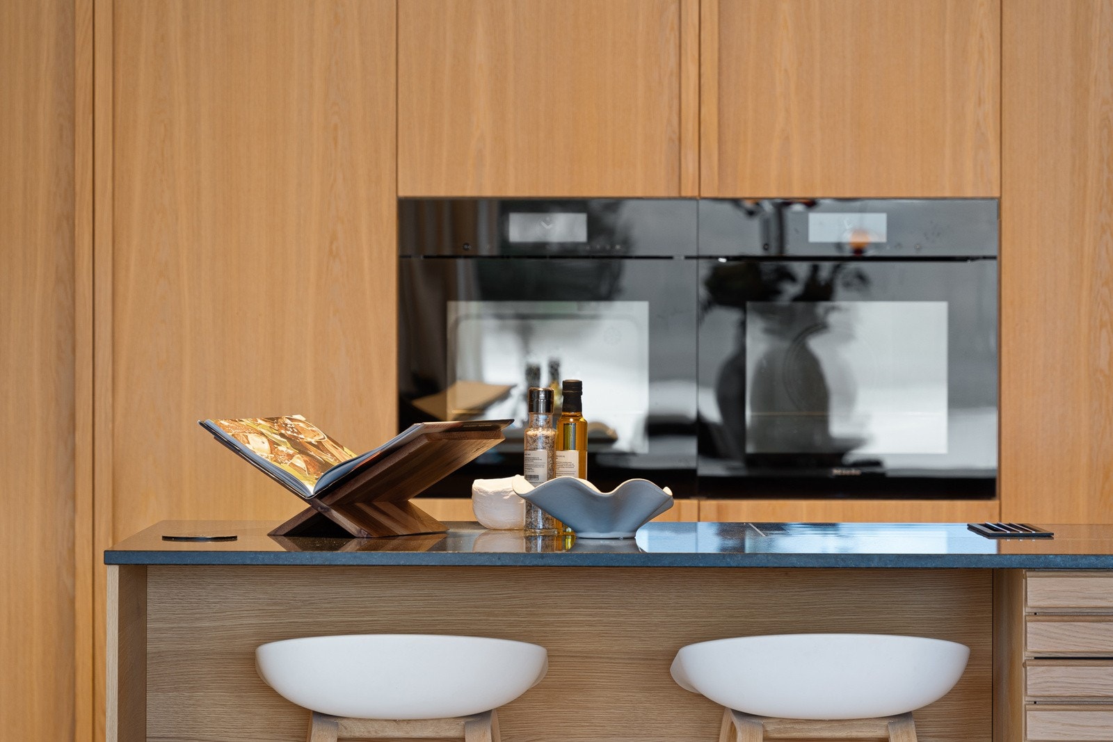 Velutstyrt med Miele hvitevarer Galleribilde