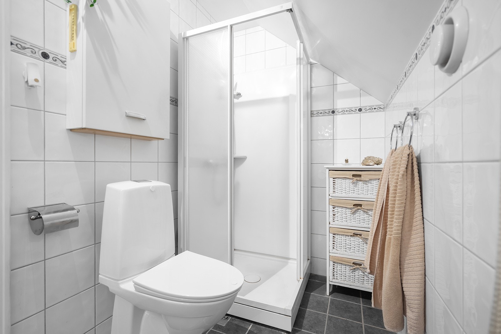 Bad 3 etg. Ikke søkt godkjent. Galleribilde