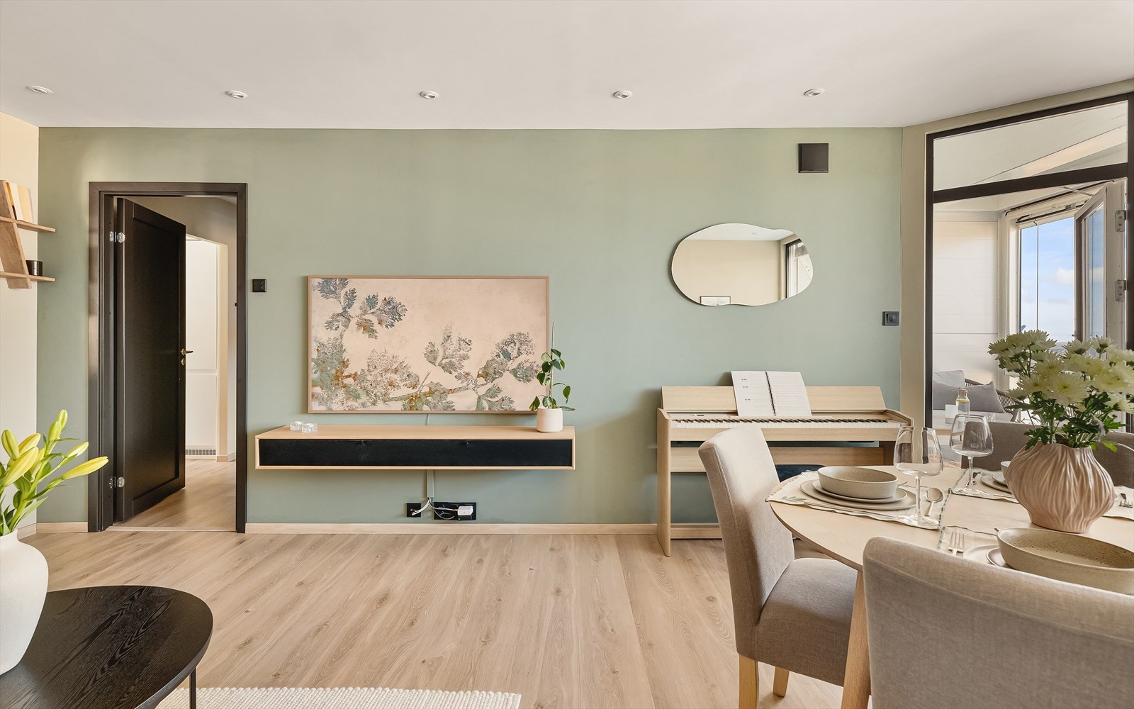 Kollektiv kabel-TV og bredbånd. Tilknyttet Telenor. Galleribilde