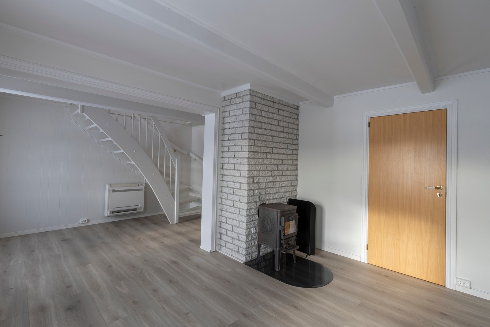 Selgers eget bilde av utleiedel kårbolig - Stue Galleribilde