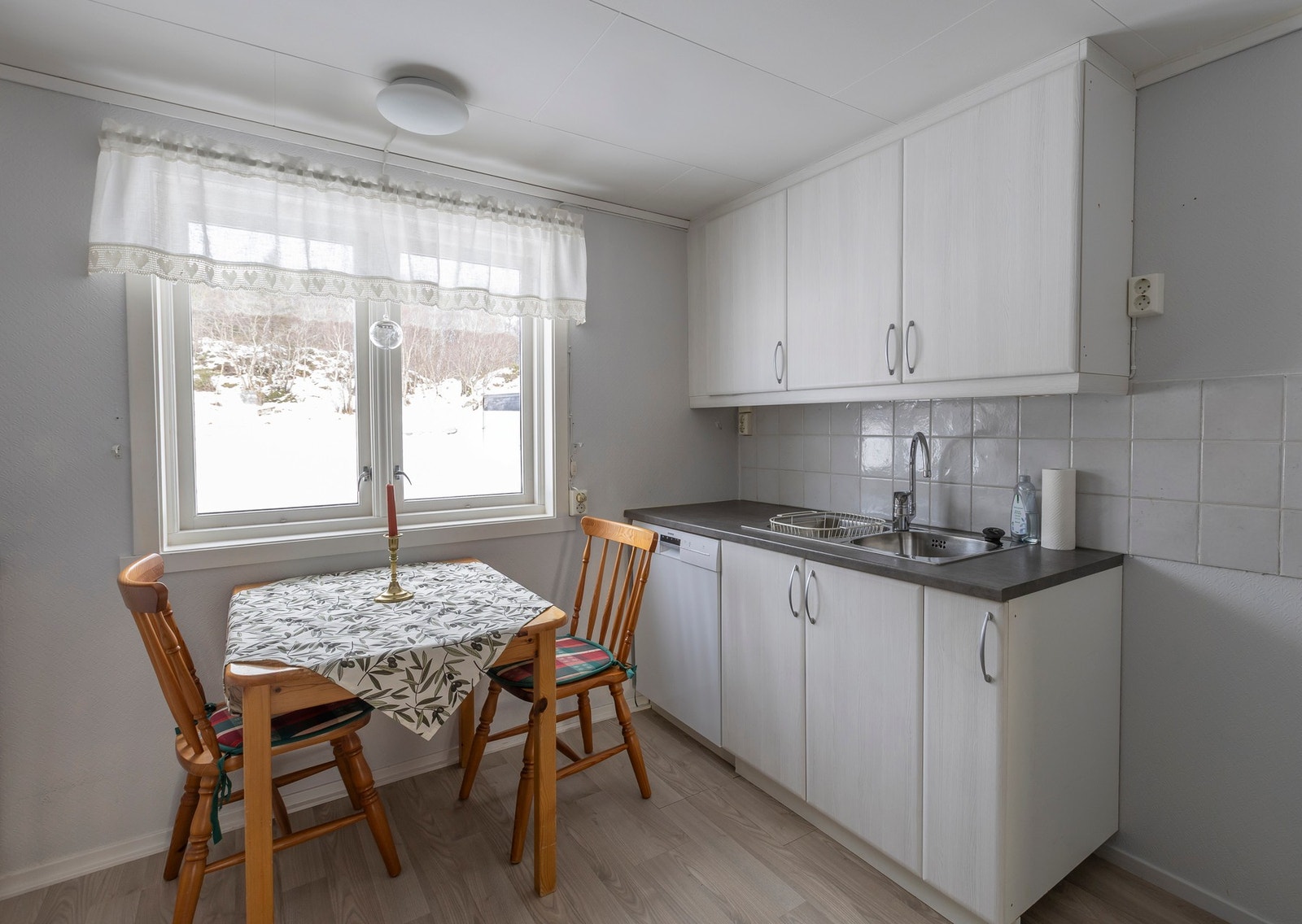 Selgers eget bilde av utleiedel kårbolig - Kjøkken Galleribilde