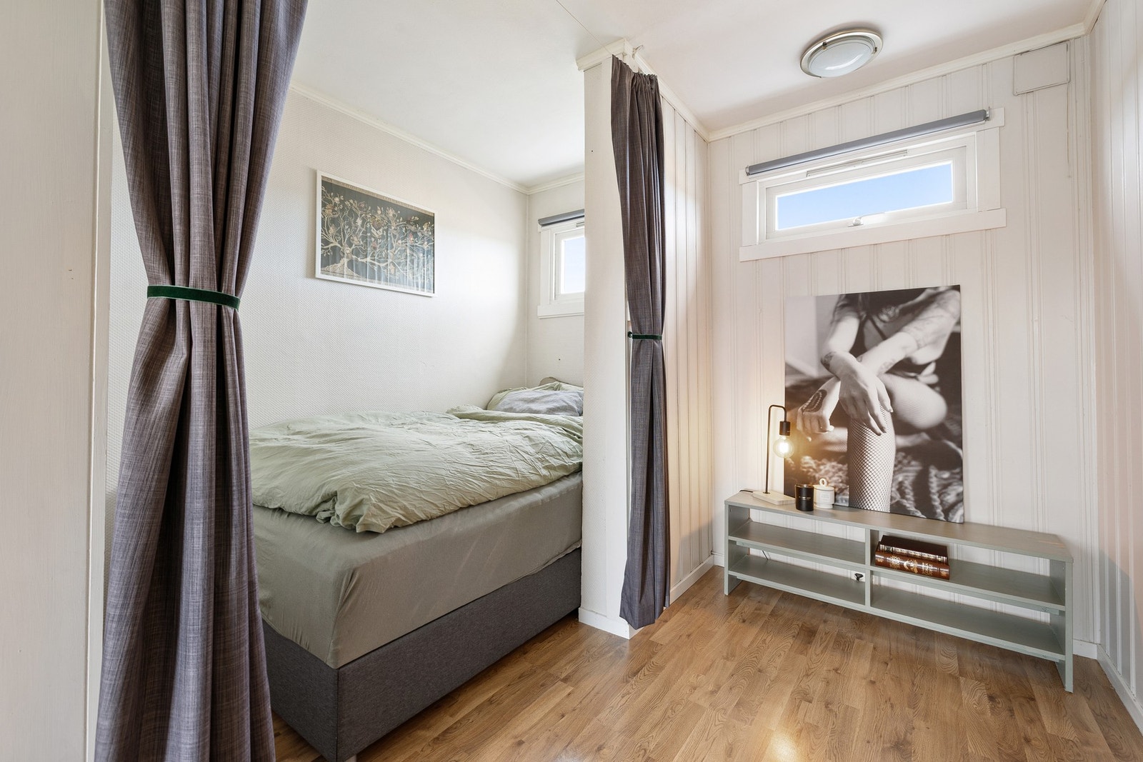 Gangen i leiligheten, som strekker seg inn mot stuen som er på 4,5 kvm. Galleribilde