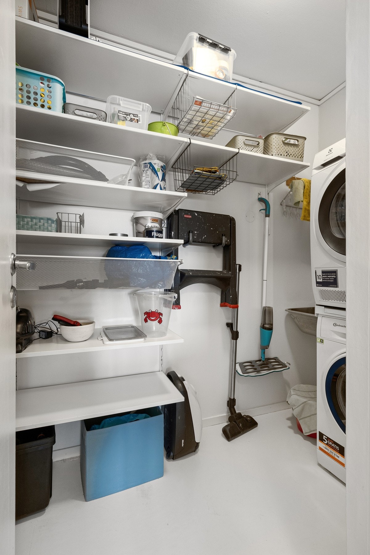 Vaskerom/ bod Galleribilde