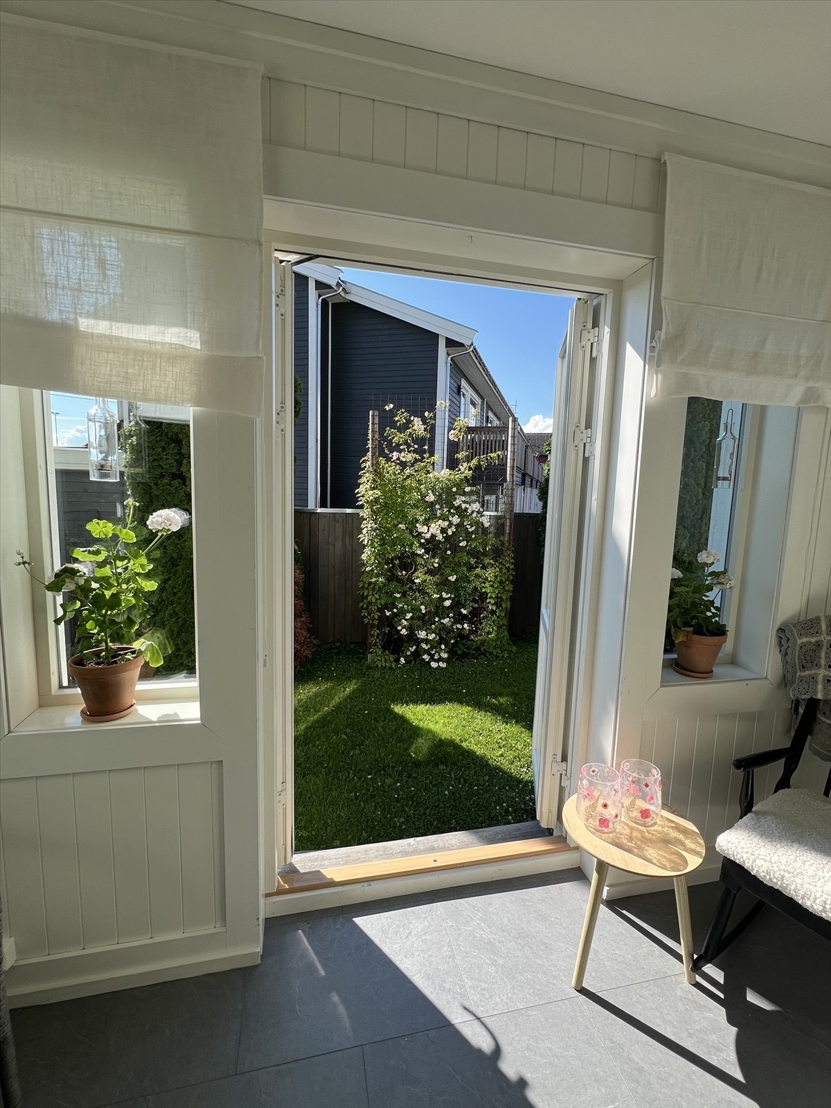 Selgers private sommerbilde. Galleribilde