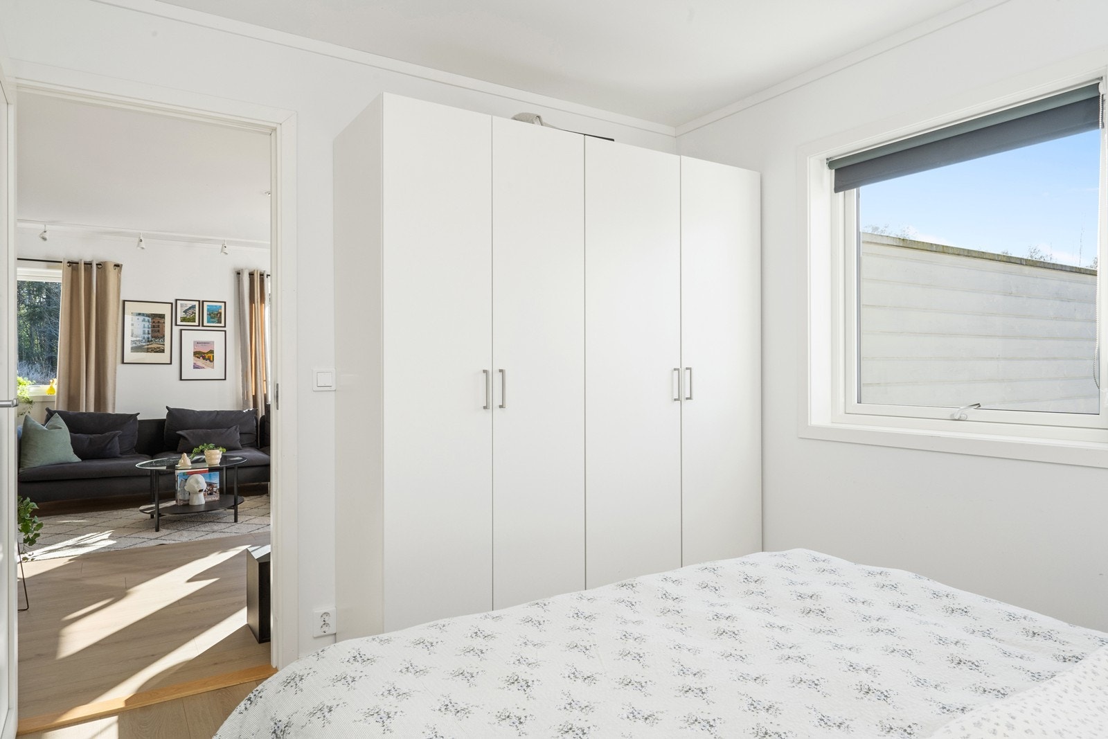 Gode oppbevaringsmuligheter på soverommene. Galleribilde