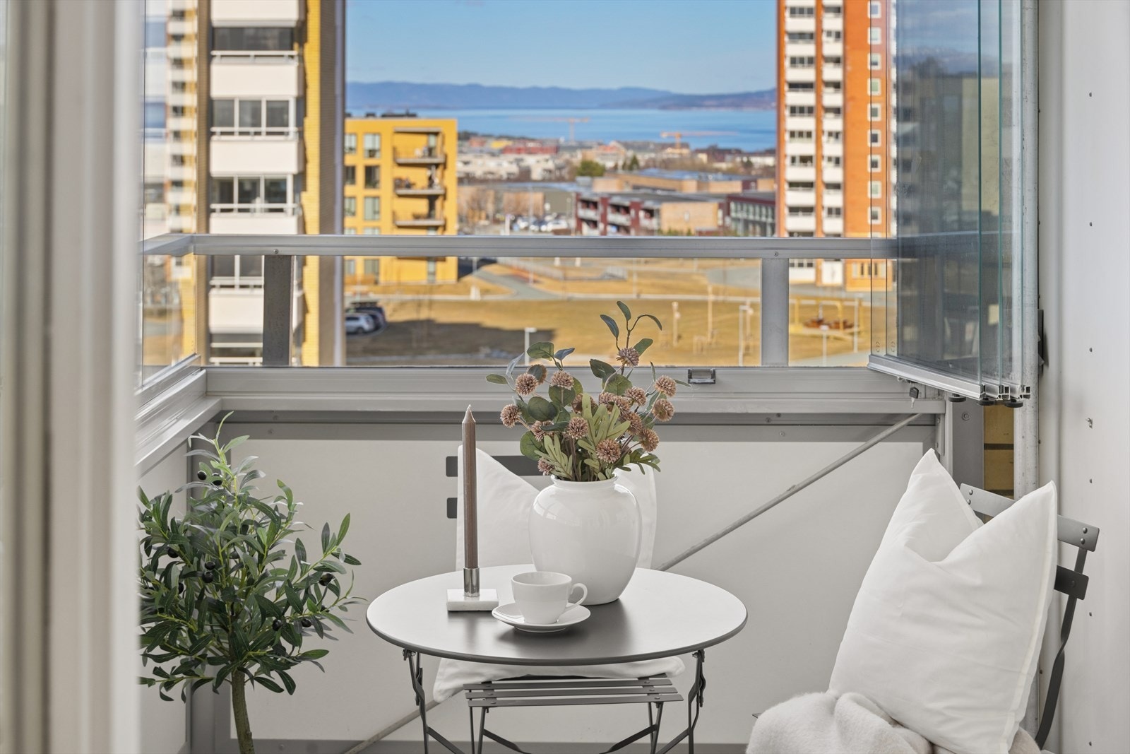 Detalj balkong Galleribilde