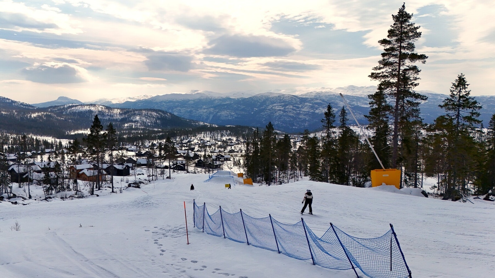 Her kan man stå på ski i flotte omgivelser. Galleribilde