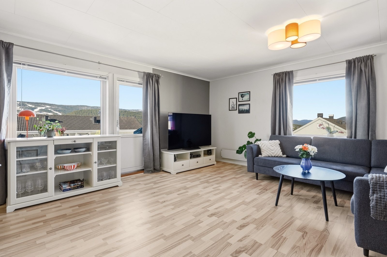 Duse og tidløse farger går igjen i boligen. Galleribilde